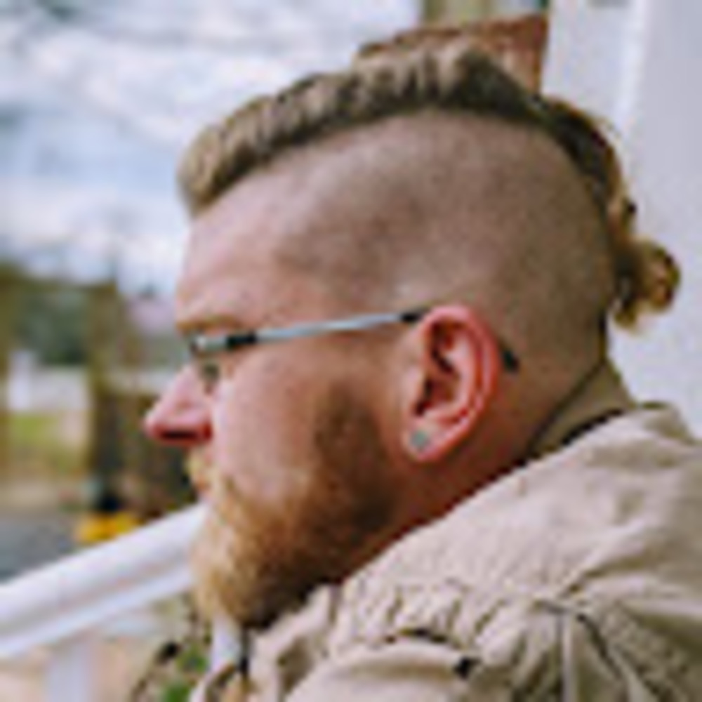 Meet your Posher, Daniel